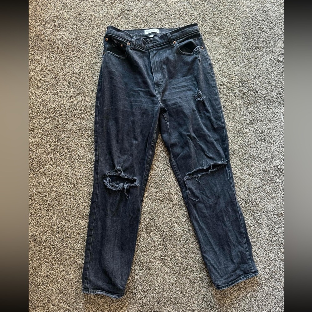 Abercrombie The 90’s Straight Ultra High Rise Curve Love Jean